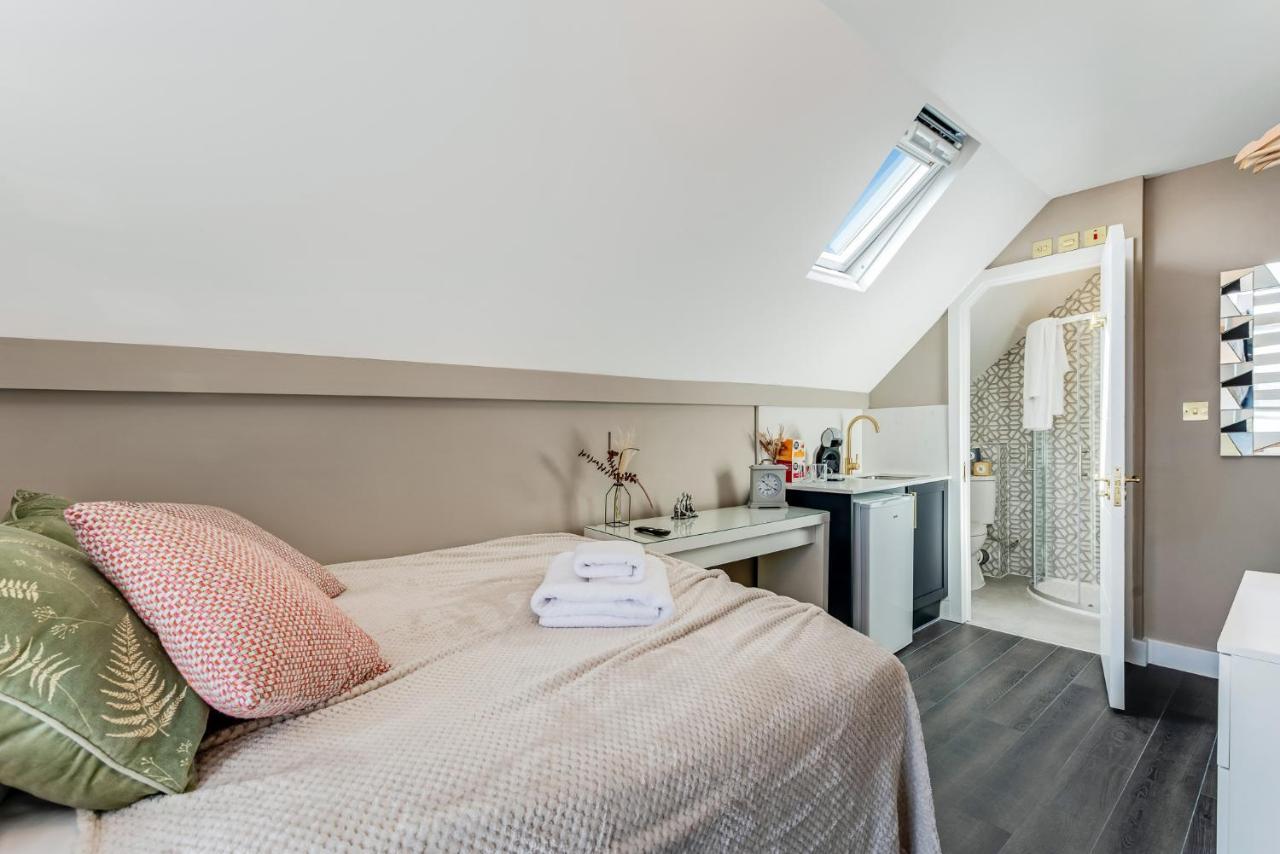 Elegant Studio - Perfect For Explorers Apartment Лондон Екстериор снимка